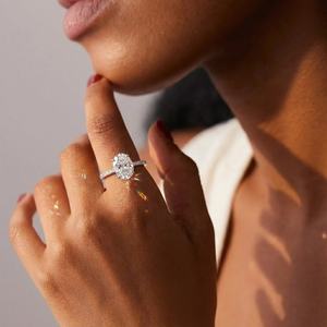 Bague de fiançailles élégante en argent sterling 925, bijoux de mariage pour femmes, 1ct 2ct 3ct, bande éternelle, coupe ovale, moissanite VVS - Product Image 4