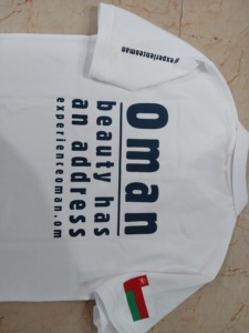 เสื้อยืดพรีเมียมระดับไฮเอนด์สำหรับผู้ชาย ปี 2024 ผ้าคอตตอนผสมโพลีเอสเตอร์และสแปนเด็กซ์ สวมใส่สบาย ระบายอากาศได้ดี แขนสั้น สามารถปรับแต่งได้ - Product Image 4