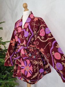 Crewel Festival Chaqueta de regalo especial Hecho a mano Suzani Chaqueta corta bordada a mano para mujer - Product Image 5
