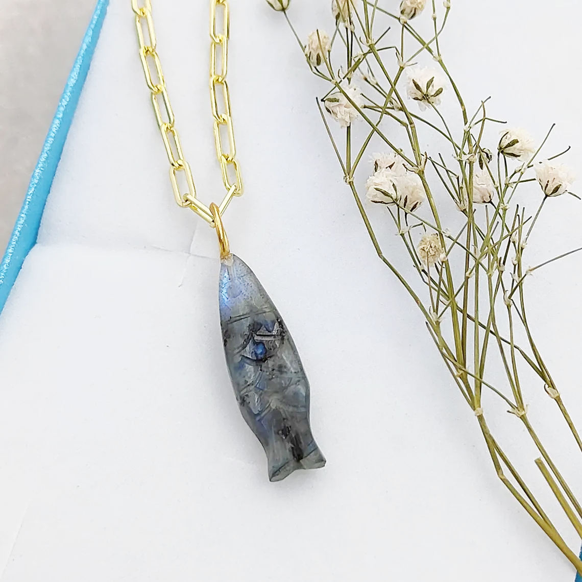 ลาบราดอไลท์