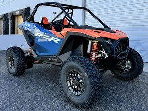 2026 โพลาริส RZR PRO S อัลติเมท สีฟ้าเอิร์ธบลู - Product Image 2