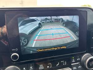 Voiture d'occasion fiable Toyota Highlander XLE 2024 - Product Image 3