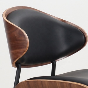 Chaises de salle à manger en bois de noyer minimalistes modernes, coussin en cuir de luxe, mobilier de restaurant - Product Image 3