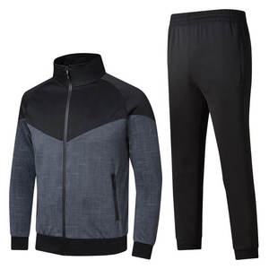 Chándal Deportivo Personalizado para Hombre, Corte Ajustado, Liso, con Capucha, de 2 Piezas - Product Image 4