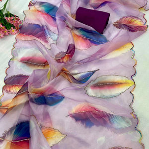 Dernier modèle exclusif de sari de mariée en organza de soie imprimé, élégant sari indien avec chemisier, vêtement ethnique le plus vendu pour femmes - Product Image 1