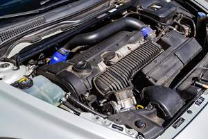 VOLVO C30 T5 R-DESIGN 2013 d'occasion, conduite à gauche/droite - Product Image 6