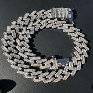 Elegante Moissanite Descolorido Cuba Link Chain Iced Out Accesorio para Joyería de Moda - Product Image 5