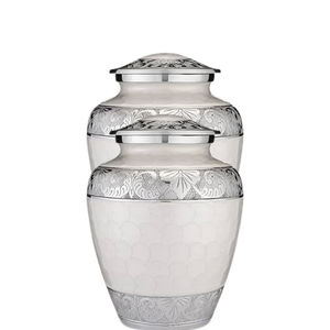 Urnes de crémation en métal fabriquées à la main personnalisées pour les cendres humaines Fournitures funéraires en vrac du fabricant indien - Product Image 5