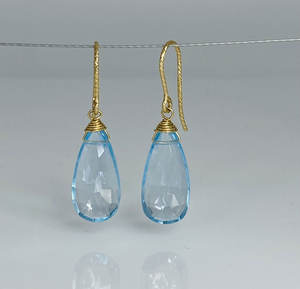 Boucles d'oreilles pendantes en argent sterling 925 plaqué or, style vintage, cadeau de mariage, avec cristaux de strass, forme pyramidale, sertissage en bézel, taille - Product Image 5