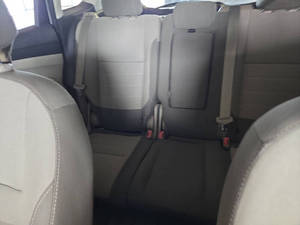 Auto Usado Económico Ford C-MAX Híbrido SE 2013, Volante a la Izquierda - Product Image 4