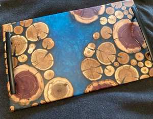 BANDEJA DE RESINA EPOXI DE MADERA CUADRADA FRESCA Diseño decorativo fabuloso para servir comida en restaurantes de cocina Uso doméstico - Product Image 1