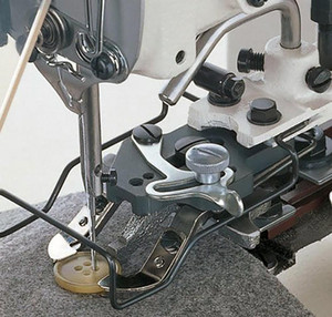 Machine à coudre à points boutonnés MB-1373 la plus vendue, NOUVELLE, avec table - Product Image 3
