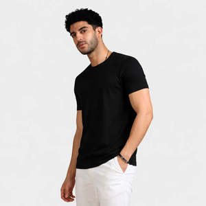 Camiseta Deportiva Comprimida de Verano, Negra, 100% Algodón Orgánico, Logotipo Bordado, Impresión Serigrafiada - Product Image 3