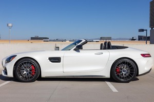 Mercedes-AMG GT C Roadster Edition 50 Premium Usado, 2018, ~18,500 Millas - Product Image 2