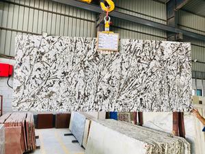 Bloc de granit blanc de l'Alaska au design moderne pour cuisine salle de bain extérieur poli aiguisé surface sablée antique pierre naturelle - Product Image 5