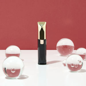 [BEAUUND] Tondeuse à poils faciaux BEAUUND Tondeuse à sourcils Batterie légère Outil de soin des sourcils pour une utilisation en déplacement - Product Image 2