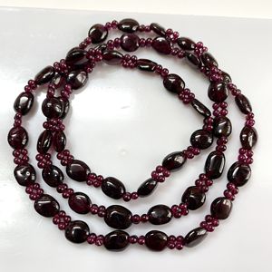 สร้อยคอลูกปัดโกเมนทำด้วยมือสีแดง - Product Image 4