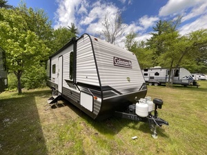 El Más Vendido: Carpa Coleman Lanttern LT 274BH Nueva y Usada de 2023, Lista para Envío a Domicilio - Product Image 1