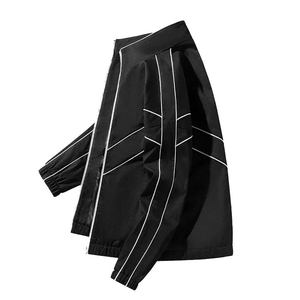 แจ็คเก็ตโค้ชผู้ชายแบบใหม่ OEM ออกแบบเองได้ คุณภาพสูง พร้อมโลโก้แบบกำหนดเอง คอปกเคลือบ และโลโก้ด้านหน้า - Product Image 3