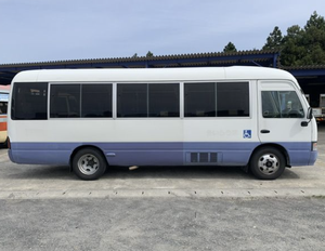 Minibus COASTER 2000 16-30 places K.K-HZB50 2WD avec accès pour personnes handicapées - Product Image 3