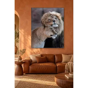 Impression sur toile colorée de lion et lionesse Fida se léchant le museau - Product Image 1