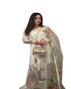 Nouveau haut de créateur en dentelle unie, broderie lourde à sequins, imprimé floral, style palazzo, taille tombante, manches 3/4, longueur genou, en crêpe mousseline - Product Image 1