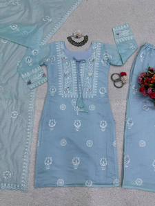 Designer Tabby Organza Jaune et Couleur Ciel Fil Lourd Brodé Top de Travail Manches Longues Avec Palazzo & Ensemble Dupatta - Product Image 5