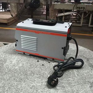 Machine à souder MIG à onduleur avec transfert par court-circuit, affichage numérique, équipement de soudage portable pour la fabrication métallique - Product Image 3