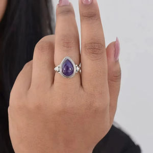 Anillo de amatista de cabujón clásico, joyería de piedras preciosas hechas a mano de Plata de Ley 925, anillo de plata de moda estampado de plata 925 - Product Image 1