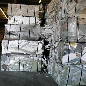 Débris d'aluminium 6063 UBC Canettes 99% Al Contenu 50kg DE Origine - Product Image 3