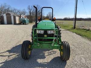 2023 JOHNN DEERE 5050E 4WD/2WD Tractor de ruedas Mini Tractor de césped con bomba de motor 160HP y componentes de caja de cambios - Product Image 6