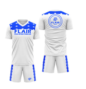 Camiseta de fútbol para niños de diseño retro personalizado, la mejor calidad, 100% poliéster, cómoda, transpirable, Parte delantera corta, conjuntos de nombre OEM nacional - Product Image 2