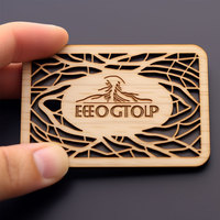 Eco friendly nombre de la empresa logotipo personalizado grabado madera negocio Tarjeta de Identificación de madera