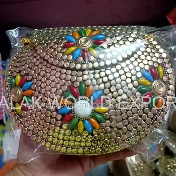 New look mettle clutch and good quality with amazing design For womens partyware From Falak World Export