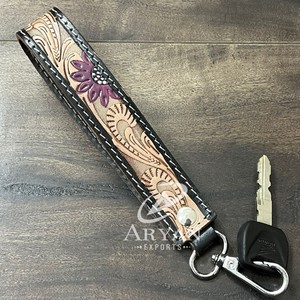 Vente en gros de porte-clés personnalisés avec dragonne, porte-clés en cuir véritable fait à la main, dragonne pour portefeuille, sac à main, pochette, téléphone portable - Product Image 1