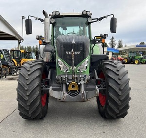 2015 Fendt 828 VARIO Tracteur - Product Image 1