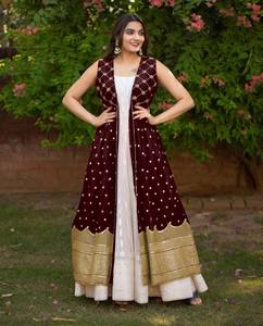 Shree Indian Exports Diseño moderno Increíble color Faux Georgette Bordado Trabajo Lehenga Choli por SHREE INDIAN EXPORTS - Product Image 2
