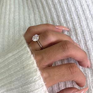 Anillo de Compromiso con Diamante Cultivado en Laboratorio de Corte Redondo de 3 Quilates, Solitario de 6 Puntas, Oro Blanco de 18k, Certificado IGI, F VVS1 VVS2 - Product Image 1