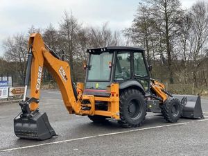 Meilleure qualité Chargeur rétrocaveuse CASE 770EX avec cabine, 4WD - Product Image 3