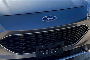 Ford Escape SE Híbrido AWD 2022 Usado - Listo para Enviar - Product Image 5
