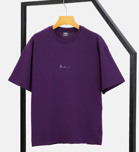 Camiseta Extra Grande de Alta Calidad con Hombros Caídos para Hombre, Opciones de Varios Colores Lisos, Logotipo Personalizado, 100% Algodón Grueso de 240 GSM - Product Image 2