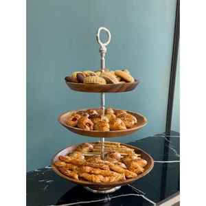 Support à gâteau en bois simple et élégant de haute qualité poignée en métal argenté vaisselle collations plateaux de service sucrés porte-gâteau économique - Product Image 6