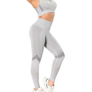 Customized Women's Active Wear Gym Fitness Sports Workout Yoga Set Solid Pattern Plus Size Seamed Sports Suit - Product Image 2