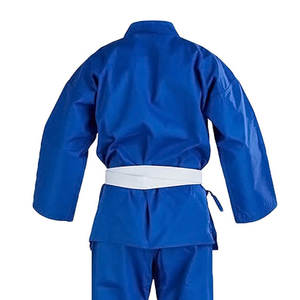 Uniforme de Karate de artes marciales ligero de alta calidad con uniformes de artes marciales cómodos multicolores personalizados - Product Image 4