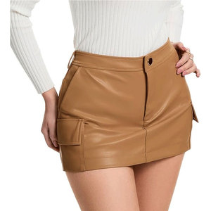 Pantalones Cortos de Cuero Personalizados, Transpirables, Resistentes al Viento, Estilo Urbano, Casual, Cintura Elástica Regular, Ecológicos para Mujer - Product Image 1
