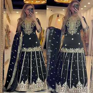 Haut de fête moderne avec tissu de soie Chinnon lourd Broderie entièrement cousue Séquences de 5mm Conception réversible pour toutes les saisons - Product Image 4