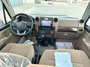 NUEVO TOYOTA LAND CRUISER SERIE 70 LC 79 LX 2025, 0 KM, 6 CILINDROS, 2 PLAZAS, 100-199 HP, TRANSMISIÓN AUTOMÁTICA - Product Image 6