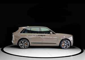 Rolls-Royce Cullinan 2025 SUV Nuevo/Usado, Gasolina/Diésel, en Venta - Product Image 4