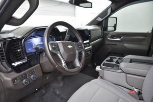 Chevrolet Silverado 2500HD Usada en Venta, Automática, 6 Asientos, Cuero, Cámara Trasera, Emisión Euro III, 8L - Product Image 3