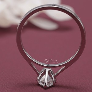 Anillo de Compromiso y Boda con Diamante Corte Pera Certificado por IGI en Oro de 9K - Product Image 6